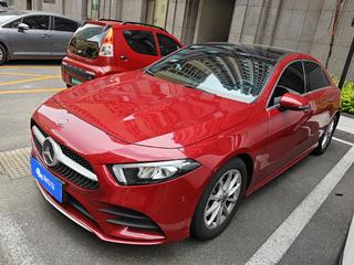 奔驰A级 1.3T 