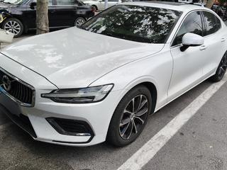 沃尔沃S60 2.0T 