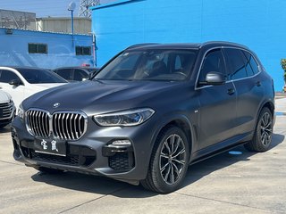 宝马X5 40i 