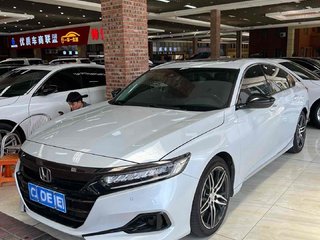 雅阁 1.5T 260TURBO幻夜·尊贵版 