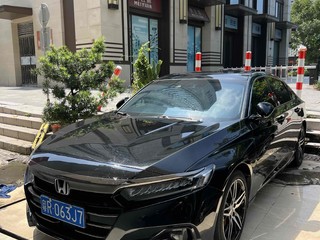 雅阁 1.5T 260TURBO幻夜·尊贵版 