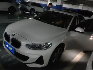 宝马1系 1.5T 