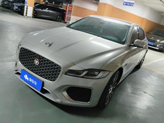 捷豹XFL P250 2.0T 自动 尊享豪华版 