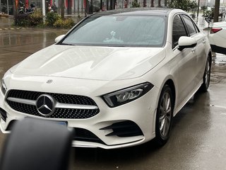 奔驰A级 1.3T 