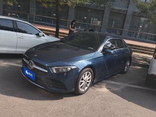 奔驰A级 1.3T 