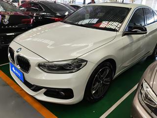 宝马1系 1.5T 