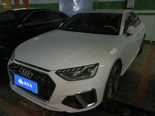 奥迪A4L 40TFSI 