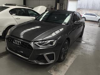 奥迪A4L 40TFSI 