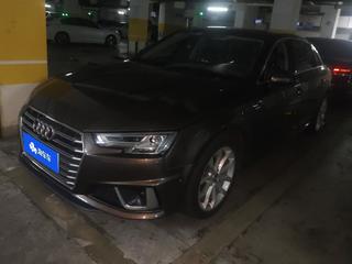 奥迪A4L 40TFSI 