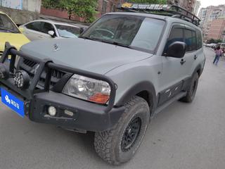 帕杰罗 3.0L 豪华版 