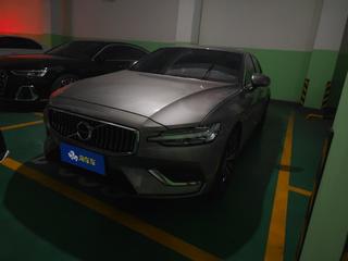 沃尔沃S60 2.0T 