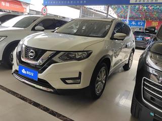奇骏 2.0L 智联舒适版 