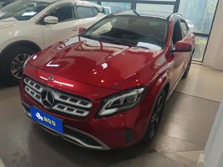 奔驰GLA 1.6T 