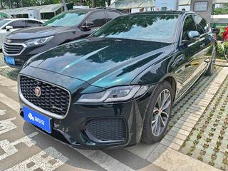 捷豹XFL P250 2.0T 自动 精英运动版 