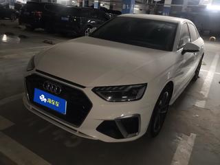 奥迪A4L 40TFSI 