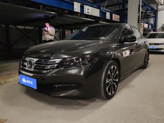 雅阁 3.0L 尊贵版VTI 