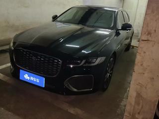 捷豹XFL 2.0T 