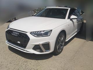 奥迪A4L 40TFSI 