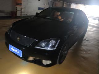 丰田皇冠 2.5L 