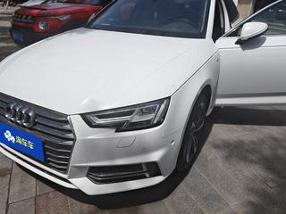 奥迪A4L 40TFSI 
