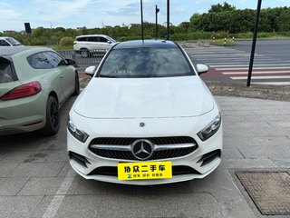 奔驰A级 1.3T 
