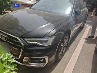 奥迪A6L 45TFSI 2.0T 自动 臻选动感型 