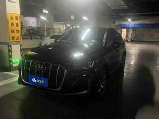 奥迪Q7 3.0T 运动型quattro-S-line 