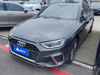 奥迪A4L 40TFSI 