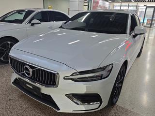 沃尔沃S60 2.0T 