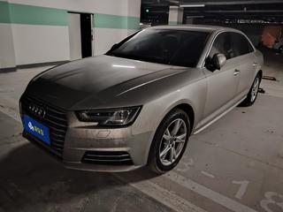 奥迪A4L 40TFSI 2.0T 自动 30周年进取型 
