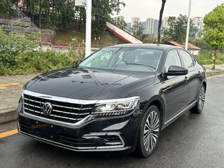 帕萨特 2.0T 330TSI豪华版 