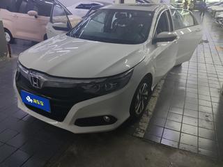 凌派 1.0T 豪华版 