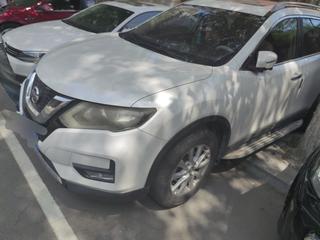 奇骏 XL 2.0L 舒适版 