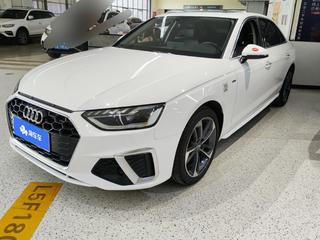 奥迪A4L 40TFSI 