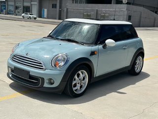 迷你Cooper 1.6L 自动 Baker-Street 