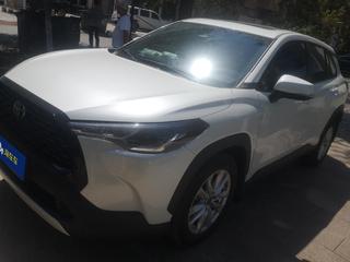 丰田卡罗拉锐放 2.0L 