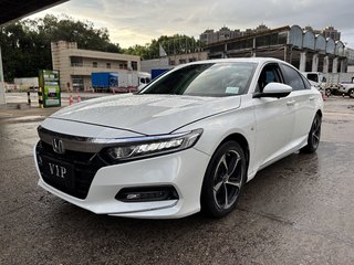 本田雅阁 1.5T 自动 230TURBO舒适版 