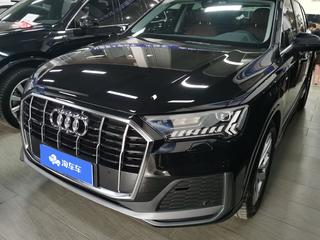 奥迪Q7 2.0T quattro-S-line运动型 