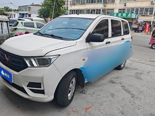 宏光 S 1.5L 7座 基本型 