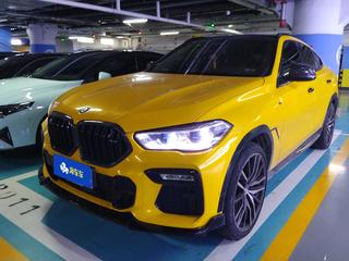 宝马X6 40i 