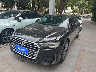 奥迪A6L 40TFSI 