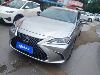 雷克萨斯ES 200 