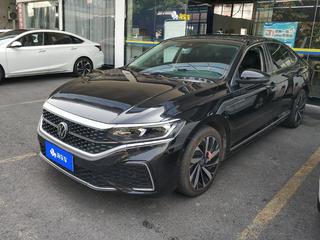 帕萨特 2.0T 330TSI星空豪华版 