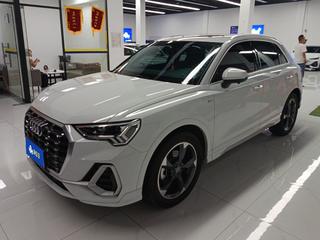 奥迪Q3 1.4T 时尚动感型 