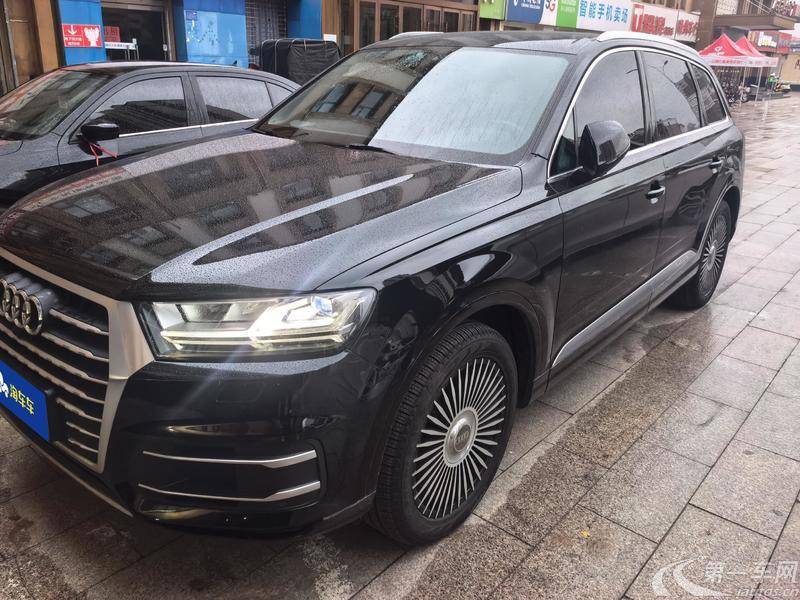 奥迪Q7 45 [进口] 2019款 2.0T 自动 舒适型 