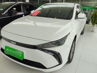 吉利几何G6 0.0T 自动 410KM尊贵型 