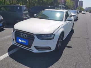 奥迪A4L 30TFSI 1.8T 自动 舒适型 