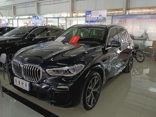 宝马X5 40i 