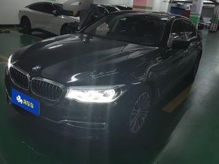 宝马5系 530Li 2.0T 自动 尊享型豪华套装 
