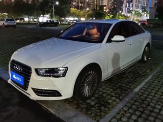 奥迪A4L 35TFSI 